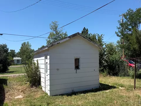Exterior - 165 Bent Ave, Akron, CO 80720 photo 4 of 5