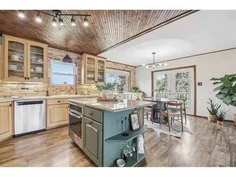 Kitchen - 278 Overlook Dr, Bailey, CO 80421 photo 2 of 6
