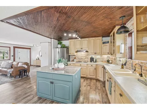 Kitchen - 278 Overlook Dr, Bailey, CO 80421 photo 4 of 6