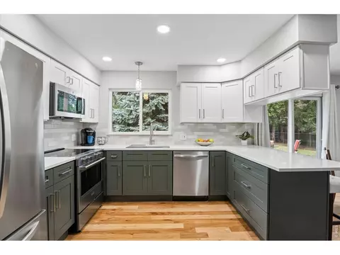 Kitchen - 335 32nd St, Boulder, CO 80305 photo 1 of 3