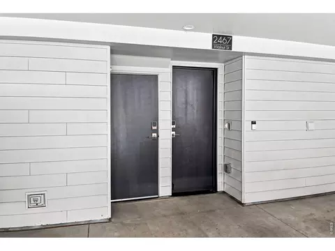 Exterior - 2467 Walnut St, Boulder, CO 80302 photo 7 of 8