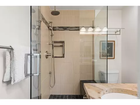 Bath - 3133 Fern Pl, Boulder, CO 80304 photo 3 of 5
