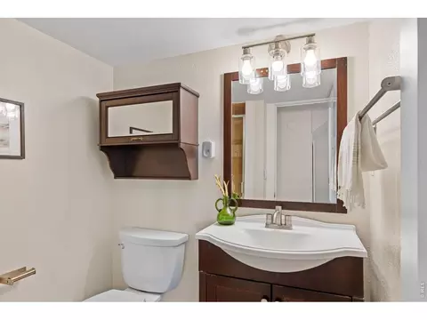 Bath - 3133 Fern Pl, Boulder, CO 80304 photo 1 of 5