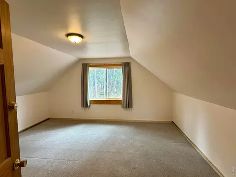 Bedroom - 393 Pine Cone Dr, Ward, CO 80481 photo 2 of 5