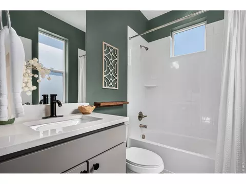 Bath - 2291 Old Rail Way, Superior, CO 80027 photo 5 of 6