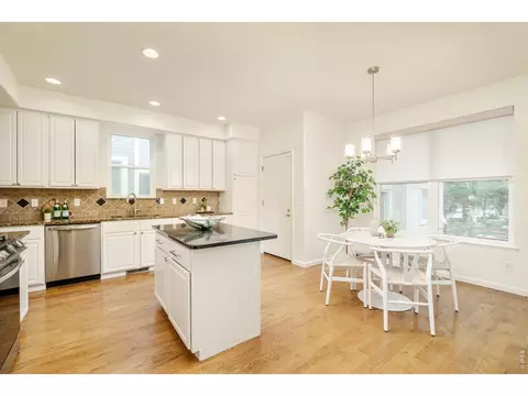 Kitchen - 1422 Yaupon Ave, Boulder, CO 80304 photo 1 of 2