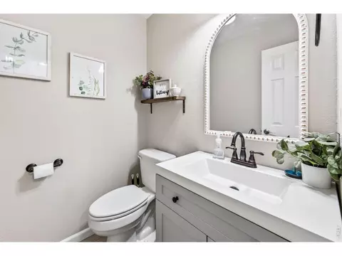Bath - 11884 Eudora Dr, Thornton, CO 80233 photo 2 of 4