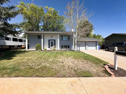 1205 Sycamore Dr, Loveland, CO 80538