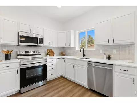 Kitchen - 30 Locust St, Windsor, CO 80550 photo 2 of 2