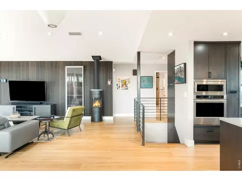 Living - 316 Pine Tree Ln, Boulder, CO 80304 photo 1 of 4