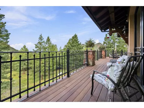 Exterior - 2717 Bison Dr, Boulder, CO 80302 photo 5 of 12