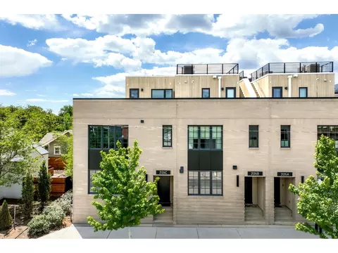 Exterior - 2126 Pearl St #C, Boulder, CO 80302 photo 1 of 7