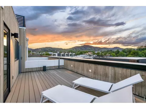 Exterior - 2126 Pearl St #C, Boulder, CO 80302 photo 6 of 7