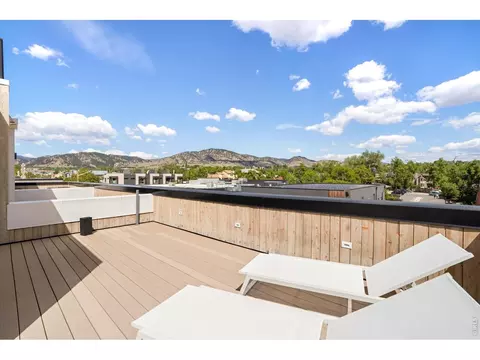 Exterior - 2126 Pearl St #C, Boulder, CO 80302 photo 5 of 7