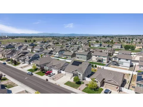 View/Area - 956 Maplebrook Dr, Windsor, CO 80550 photo 2 of 7