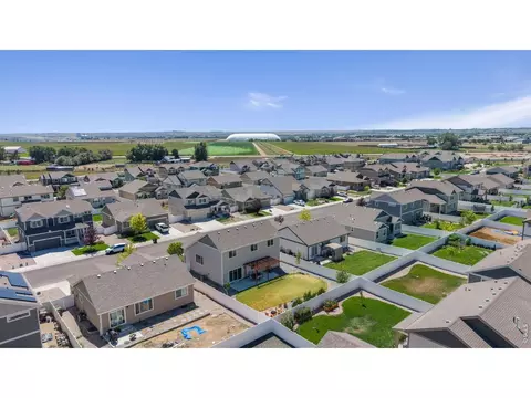 View/Area - 956 Maplebrook Dr, Windsor, CO 80550 photo 5 of 7