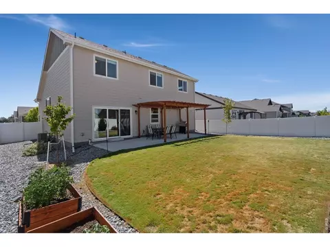Exterior - 956 Maplebrook Dr, Windsor, CO 80550 photo 8 of 10