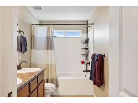 Bath - 956 Maplebrook Dr, Windsor, CO 80550 photo 3 of 5