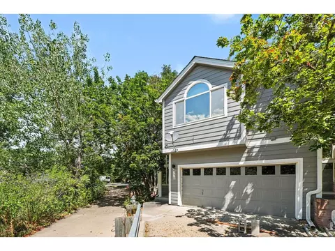 Exterior - 4776 Franklin Dr, Boulder, CO 80301 photo 3 of 4