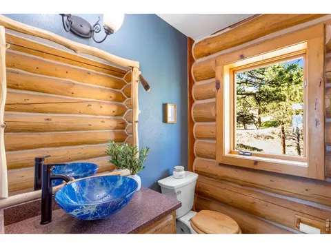 Bath - 279 Quartz Way, Lyons, CO 80540 photo 2 of 3