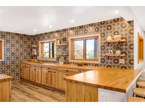 Kitchen - 279 Quartz Way, Lyons, CO 80540 photo 4 of 5