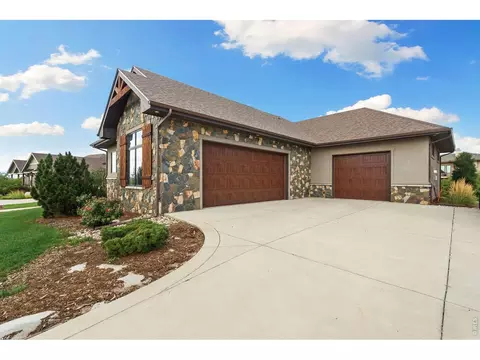 Exterior - 2882 Thunderview Dr, Timnath, CO 80547 photo 2 of 7