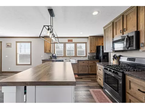 Kitchen - 405 E Main Ave, Pierce, CO 80650 photo 5 of 6