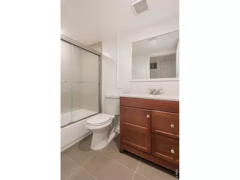 Bath - 730 19th St, Boulder, CO 80302 photo 3 of 3