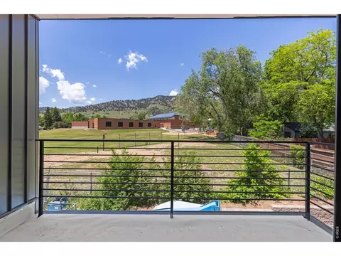 Exterior - 3315 Broadway St, Boulder, CO 80304 photo 3 of 9