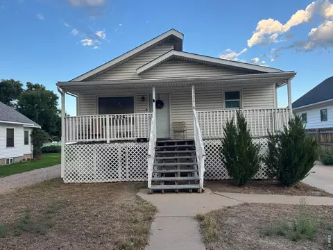 Exterior - 1326 16th Ave, Greeley, CO 80631 photo 2 of 4