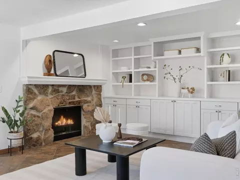 Living - 36 Ridge Dr, Boulder, CO 80304 photo 4 of 8