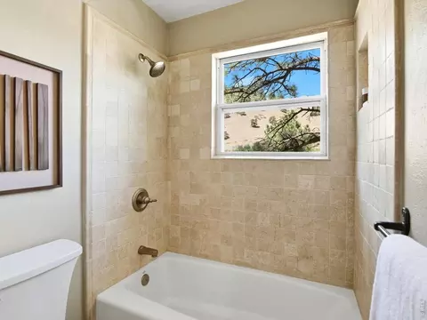 Bath - 36 Ridge Dr, Boulder, CO 80304 photo 9 of 9