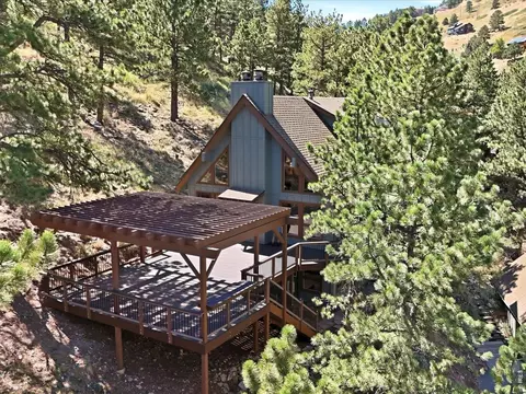 Exterior - 36 Ridge Dr, Boulder, CO 80304 photo 2 of 12