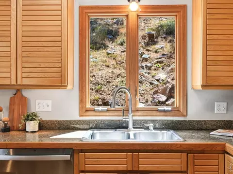 Kitchen - 36 Ridge Dr, Boulder, CO 80304 photo 4 of 5