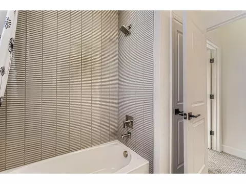 Bath - 598 Noola St, Windsor, CO 80550 photo 6 of 6