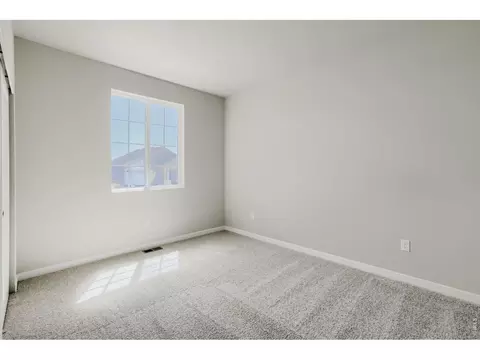 Bedroom - 295 Sugar Beet Ln, Berthoud, CO 80513 photo 4 of 7