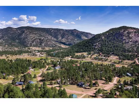 View/Area - 465 Deer Ln, Lyons, CO 80540 photo 3 of 9