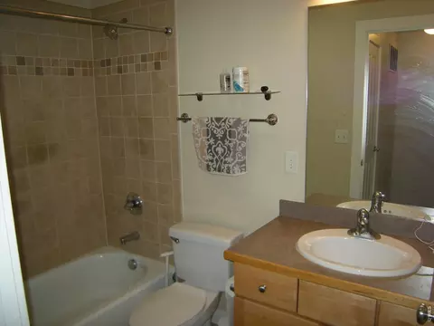 Bath - 3265 Foundry Pl #106, Boulder, CO 80301 photo 1 of 1