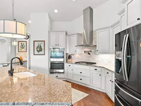 Kitchen - 5510 Evangeline Dr, Windsor, CO 80550 photo 5 of 8
