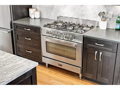 Kitchen - 1265 Sumac Ave, Boulder, CO 80304 photo 5 of 6