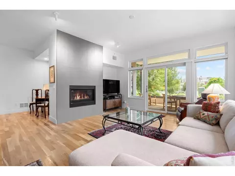 Living - 630 Terrace Ave #B, Boulder, CO 80304 photo 2 of 4