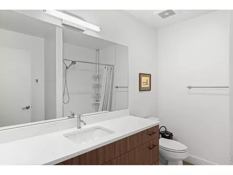 Bath - 630 Terrace Ave #B, Boulder, CO 80304 photo 2 of 2