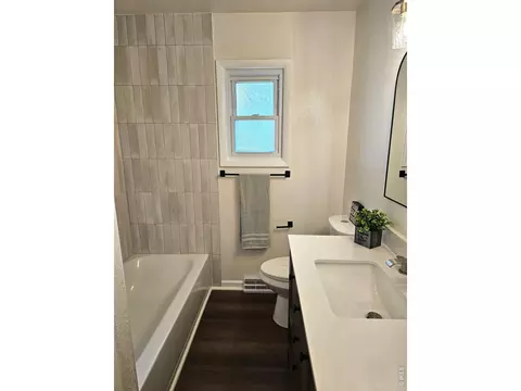 Bath - 116 Grant Pl, Sterling, CO 80751 photo 5 of 6