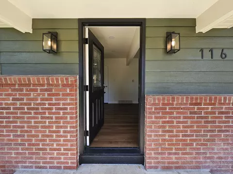 Entry Way - 116 Grant Pl, Sterling, CO 80751 photo 1 of 2