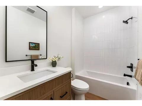 Bath - 835 Doubleleaf Dr, Windsor, CO 80550 photo 3 of 4
