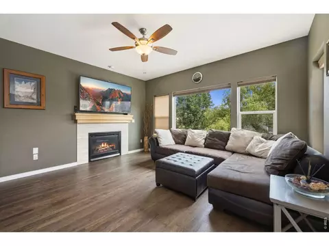 Living - 405 Raymond Ct, Lyons, CO 80540 photo 1 of 2