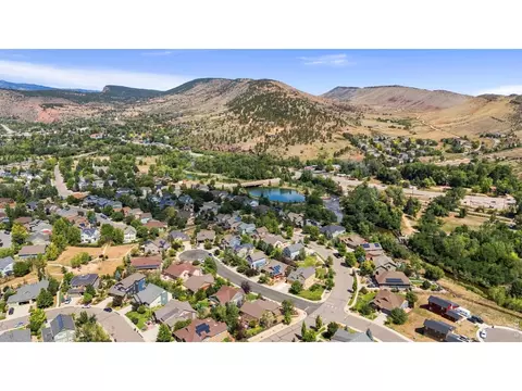 View/Area - 405 Raymond Ct, Lyons, CO 80540 photo 8 of 10