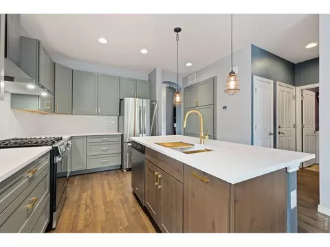 Kitchen - 405 Raymond Ct, Lyons, CO 80540 photo 2 of 4