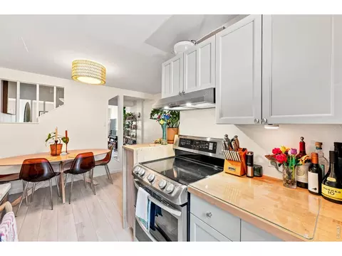 Kitchen - 1111 Maxwell Ave #228, Boulder, CO 80304 photo 2 of 4