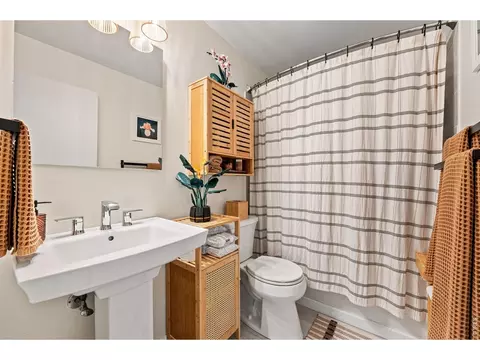 Bath - 1111 Maxwell Ave #228, Boulder, CO 80304 photo 1 of 1